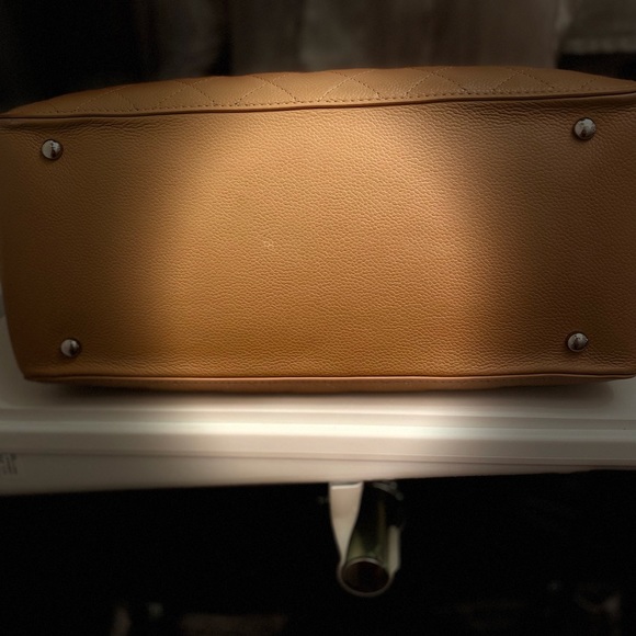 2017 CC SMALL BOX TOTE - Picture 7 of 17